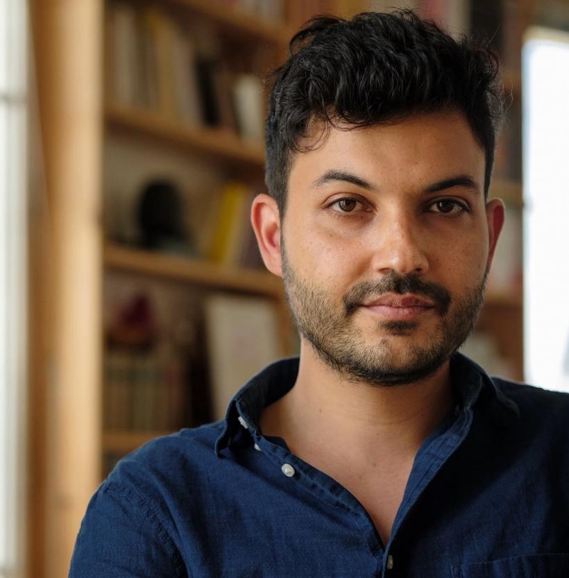 Șuetă cu scriitorul irlandez Ferdia Lennon: „România îmi pare o țară la răscruce de culturi și istorii care cultivă o formă atrăgătoare de fatalism”