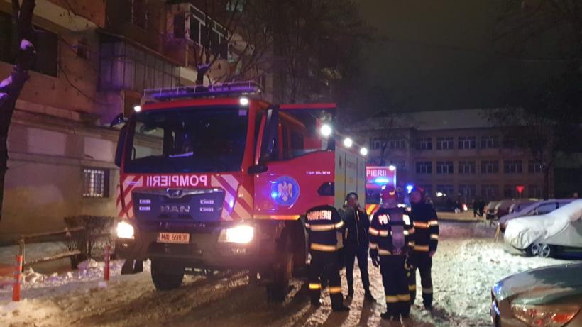 Explozie urmată de incendiu într-un bloc din Zalău. Planul Roșu de Intervenție, activat