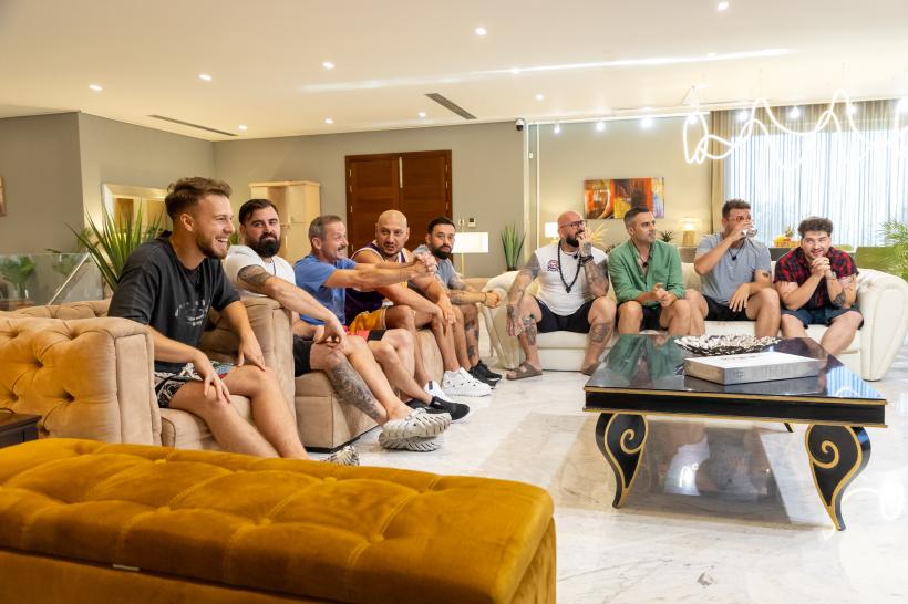 Fetele au țâșnit din praștie, după bani, la Power Couple! Astăzi este vremea pentru cea mai așteptată probă din competiție – AU, MAMI! 3.0. 18989604