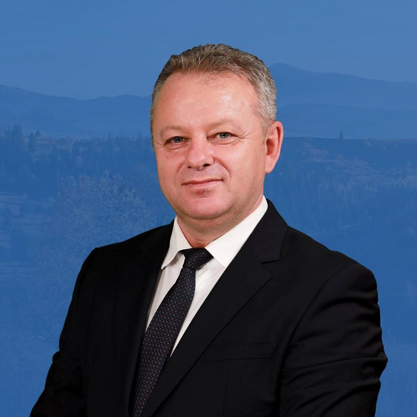 Apar persoanele fizice autorizate să se prostitueze. Un deputat vrea sex pe bani reglementat, fiscalizat și legalizat