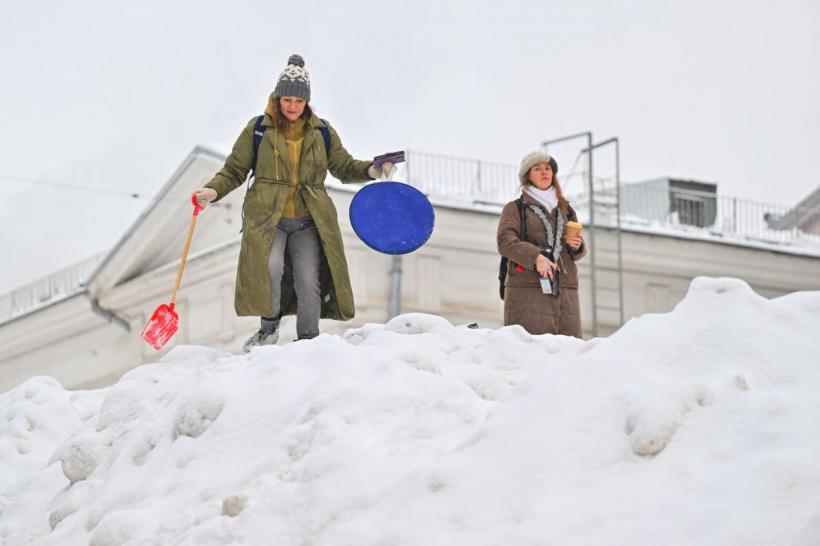 Horoscop februarie 2026: luna deciziilor importante pentru toate zodiile