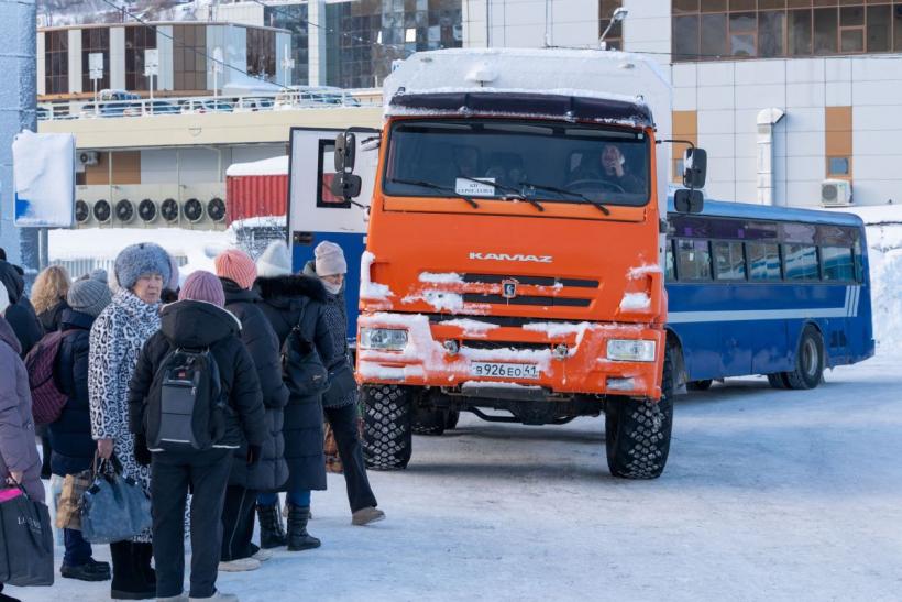 Furtună de zăpadă istorică în Kamchatka: orașe îngropate sub metri de omăt 18990695