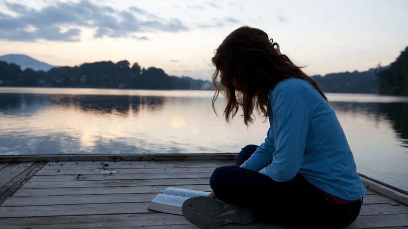 Cum se insinuează sentimentul de a fi „de neiubit”