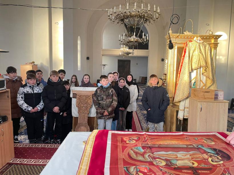 Prima oră de religie din 2026 s-a ținut în biserica satului