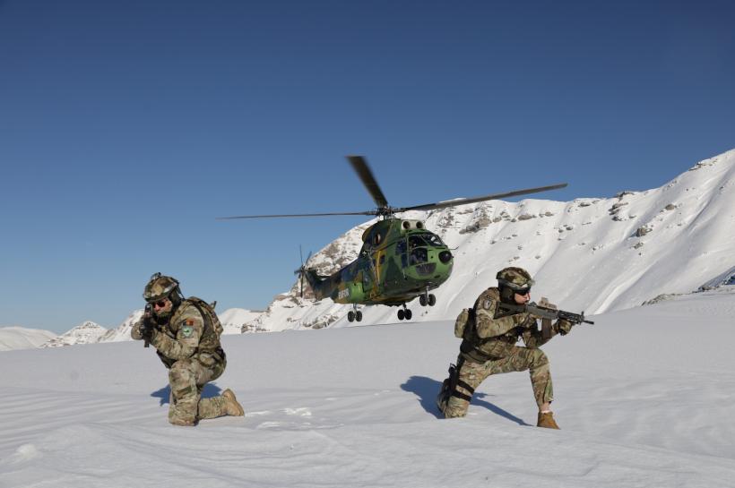 Anunț alarmant în presa maghiară: România își pregătește populația pentru război