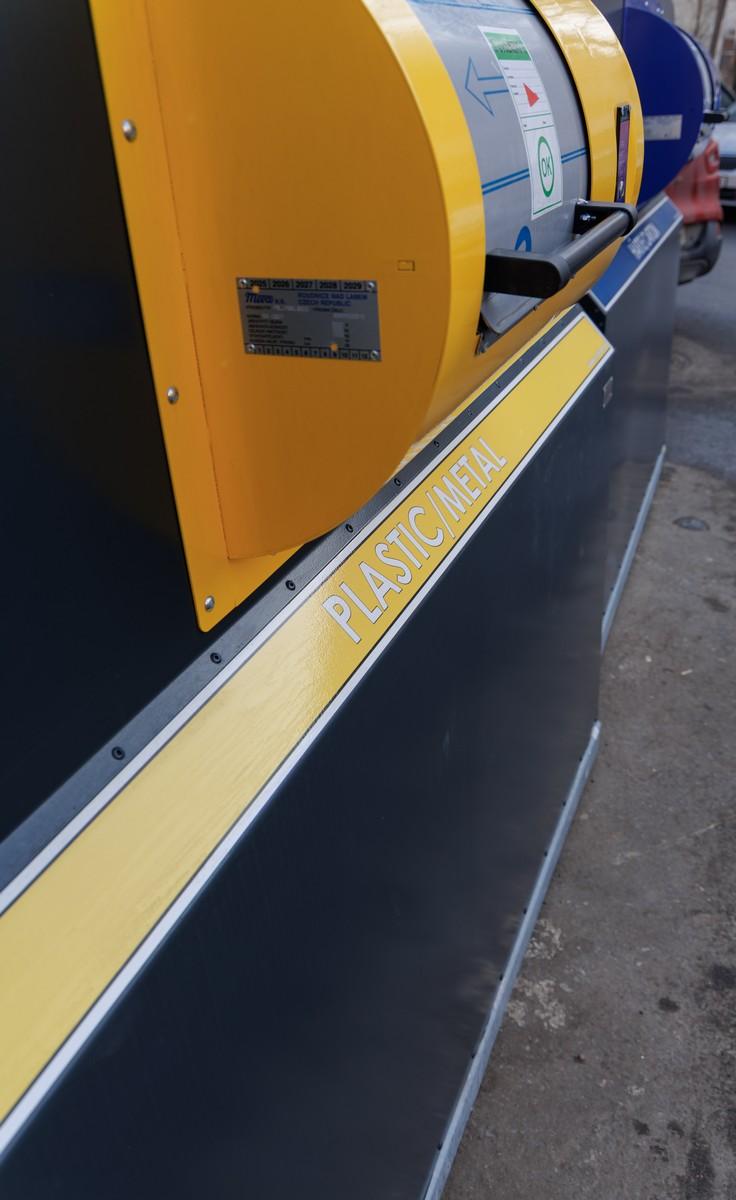 Investiții PNRR care schimbă orașul: Iași inaugurează primele containere digitalizate pentru colectarea selectivă 18990818