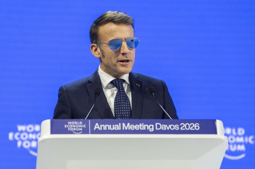Macron a suferit un AVC ocular. Președintele a apărut cu ochelari de soare la Davos 18990873