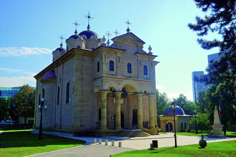 „Românii continuă să fie și astăzi cel mai religios popor din Europa, chiar dacă își trăiesc în mod destul de diferit ortodoxia” 18990822