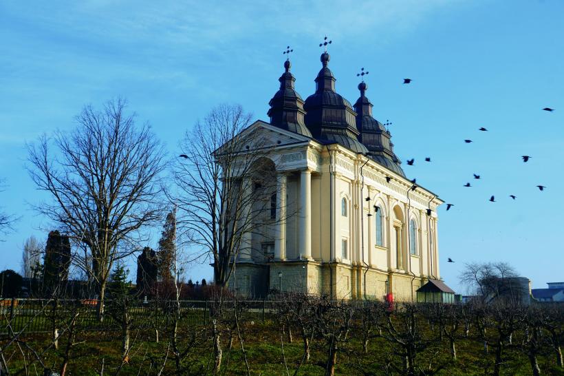 „Românii continuă să fie și astăzi cel mai religios popor din Europa, chiar dacă își trăiesc în mod destul de diferit ortodoxia” 18990823