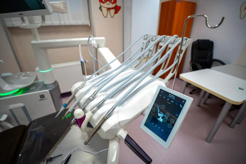 Spitalul Județean Suceava are un cabinet modern de stomatologie pediatrică 18991181