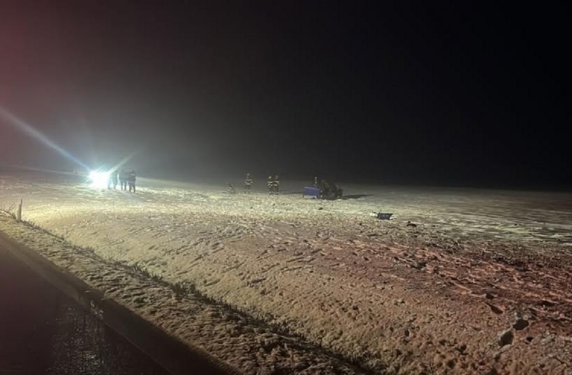 Accident cumplit. Doi bărbați au murit, după ce s-au răsturnat cu mașina