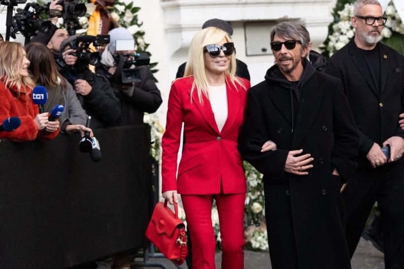 Valentino Garavani, condus pe ultimul drum la Roma. Lumea modei își ia rămas-bun de la „ultimul împărat al eleganței” 18991281