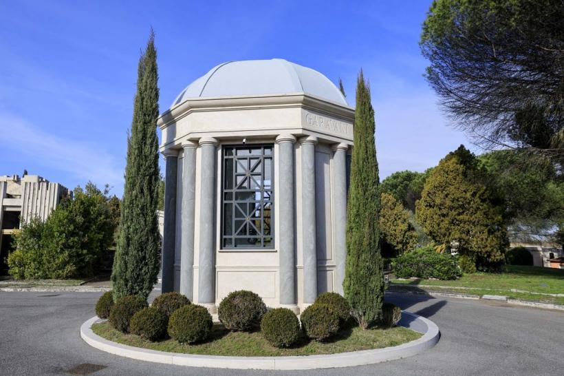 Valentino Garavani, condus pe ultimul drum la Roma. Lumea modei își ia rămas-bun de la „ultimul împărat al eleganței” 18991290