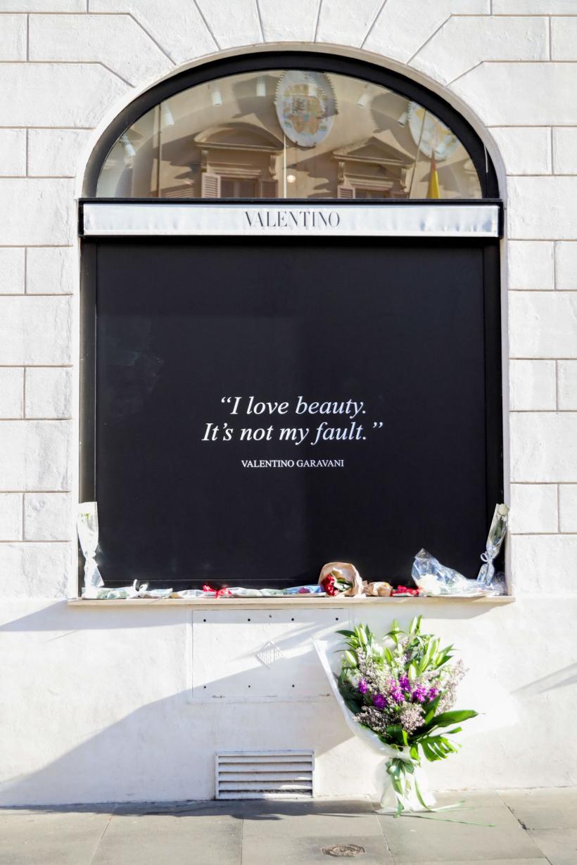 Valentino Garavani, condus pe ultimul drum la Roma. Lumea modei își ia rămas-bun de la „ultimul împărat al eleganței” 18991293