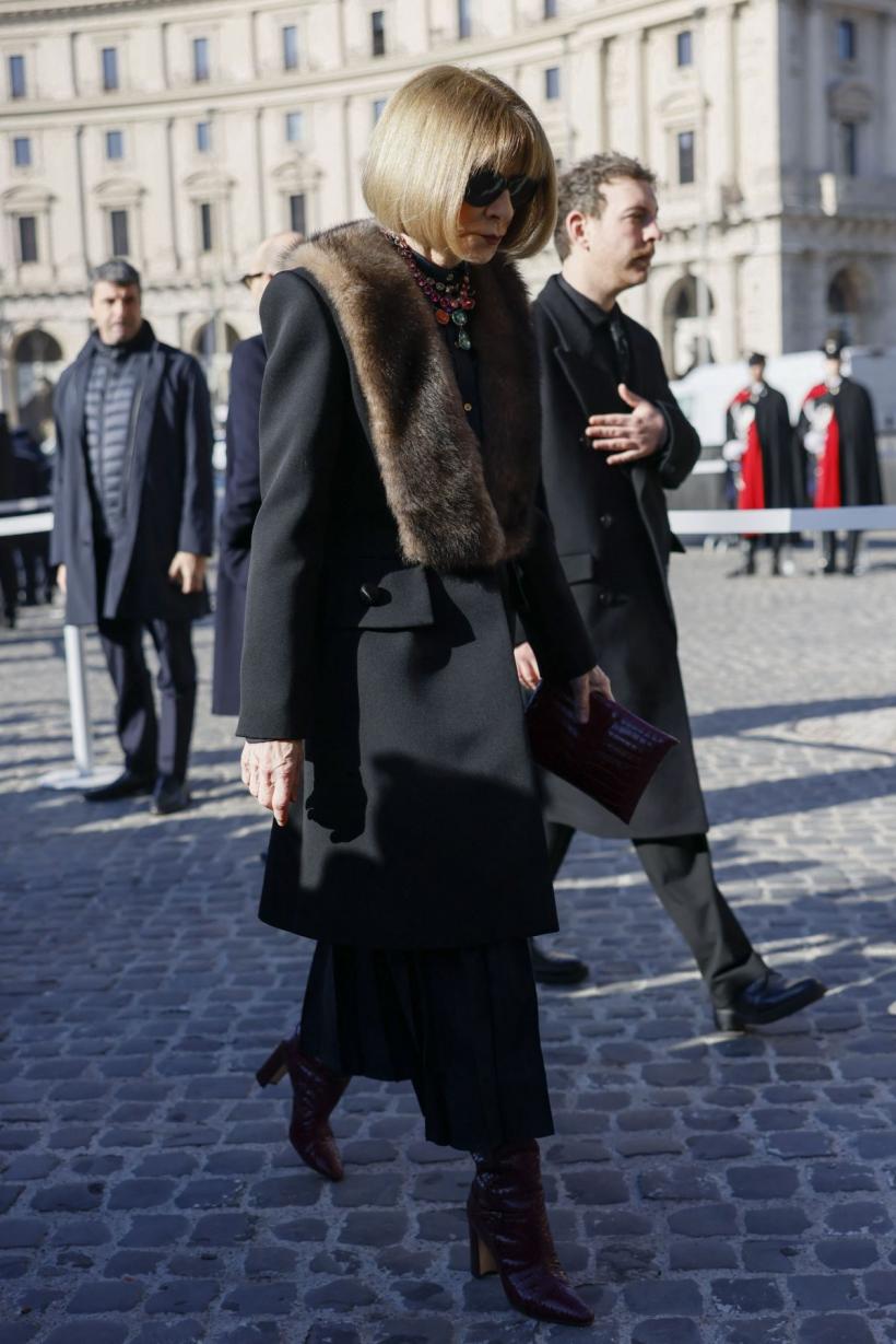 Valentino Garavani, condus pe ultimul drum la Roma. Lumea modei își ia rămas-bun de la „ultimul împărat al eleganței” 18991300