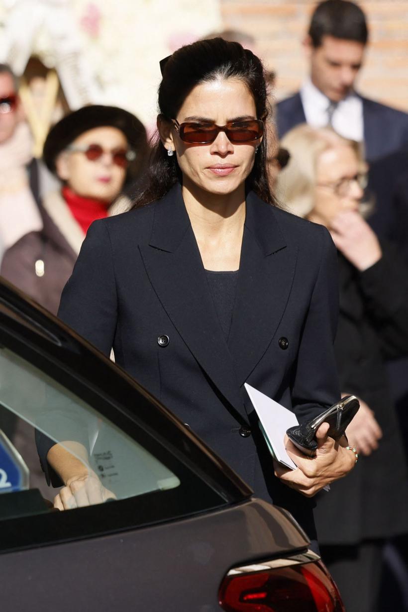 Valentino Garavani, condus pe ultimul drum la Roma. Lumea modei își ia rămas-bun de la „ultimul împărat al eleganței” 18991304