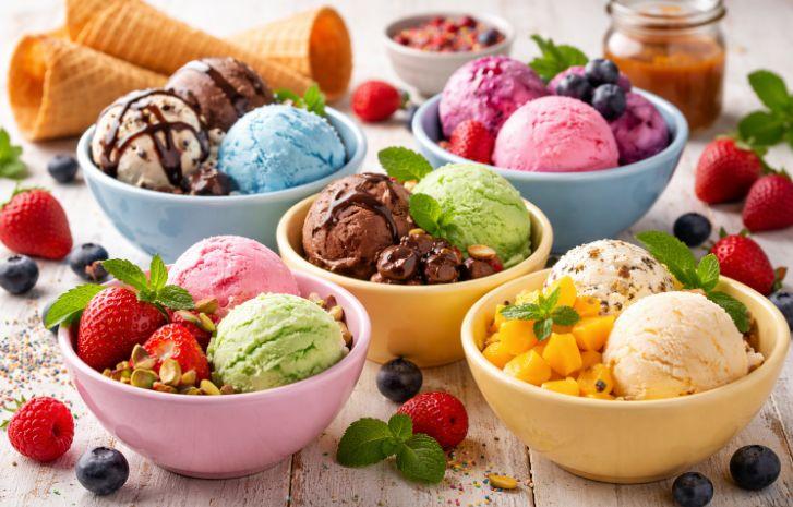 Cine a inventat înghețata, desertul vechi de mii de ani