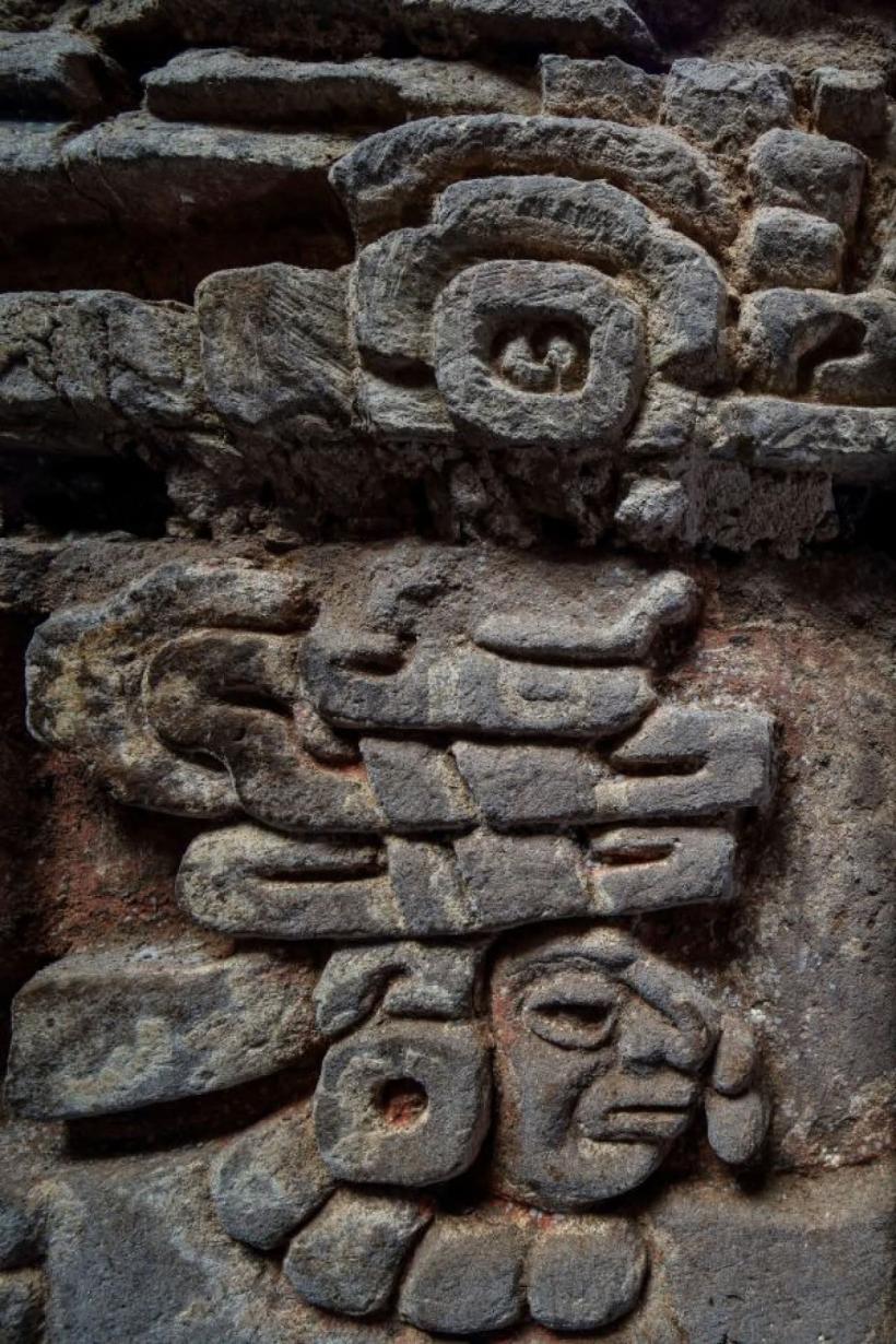 Descoperire arheologică spectaculoasă în Mexic: Mormânt zapotec de 1400 de ani 18991425