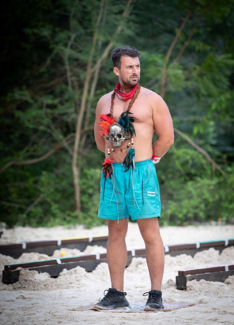 Războinicii au câștigat jocul pentru Imunitate, iar diseară, Faimoșii vor avea parte de o nouă eliminare din tribul lor, la Survivor! Ediția a fost lider de audiență! 18991495