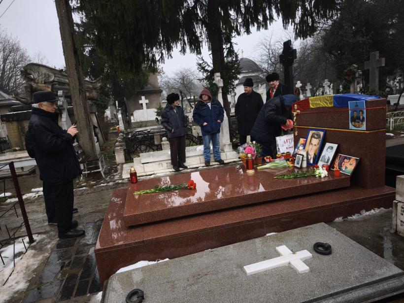 Dorință la căpătâiul dictatorului: „Să învieze Ceaușescu ca tovarășul Iisus și să-l împuște pe Bolojean”