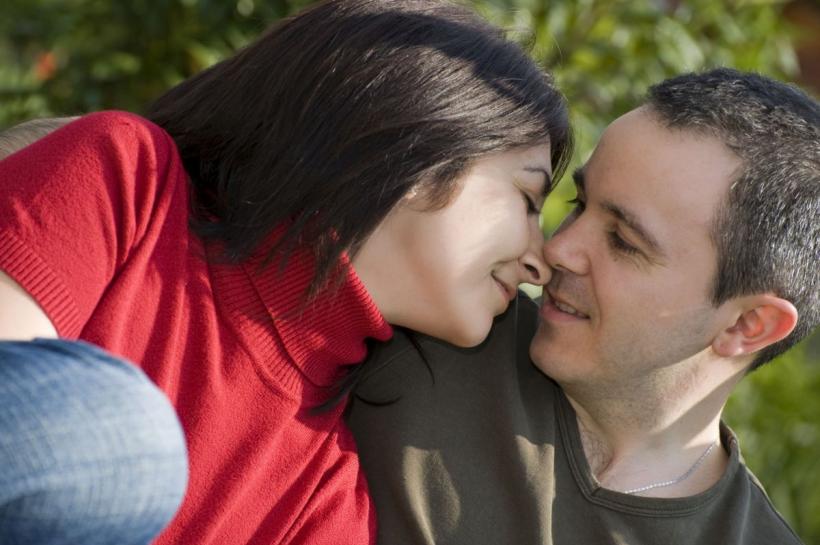 Cupluri astrale care se despart, dar se întorc mereu unul la celălalt