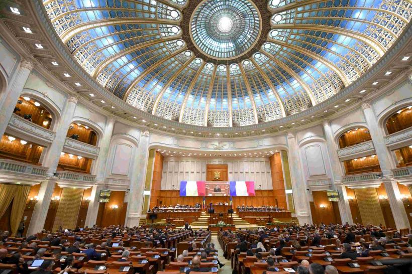 Bolojan are două modele de țeapă pentru PSD: îl aruncă din Guvern sau face rotativă cu USR 18991948