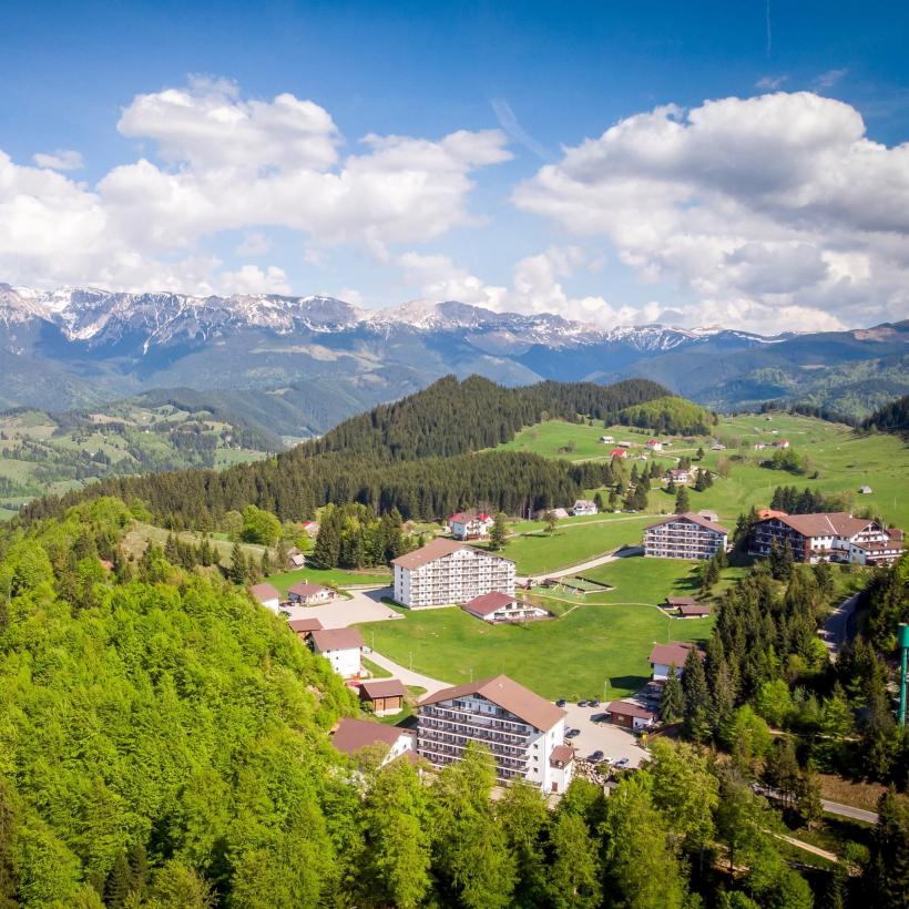 O nouă categorie de clasificare a cazărilor: Resortul turistic 18991969