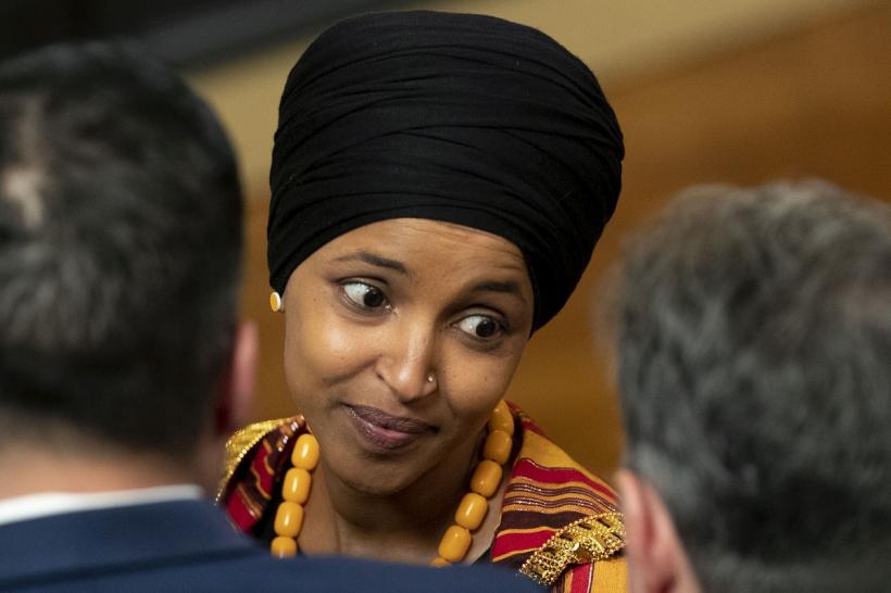 Congresmana Ilhan Omar, atacată cu lichid necunoscut în timpul unei întâlniri publice în Minnesota