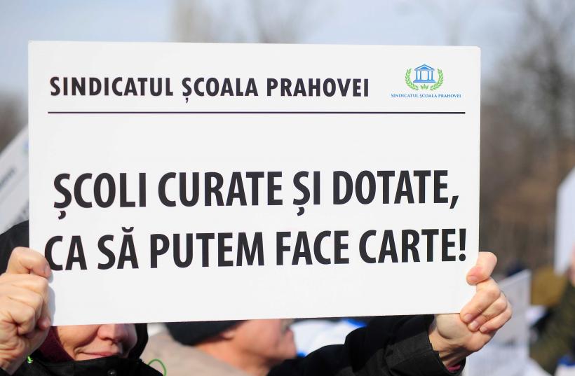 Protestul sindicaliștilor din Educație: „Căutăm ministru. Oferim: salarii tăiate și haos legislativ” 18993208