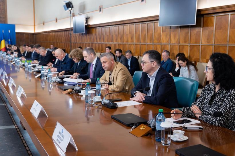 Reacția sindicatelor la reforma administrativă: Ce critici au adus la consultările de la Guvern