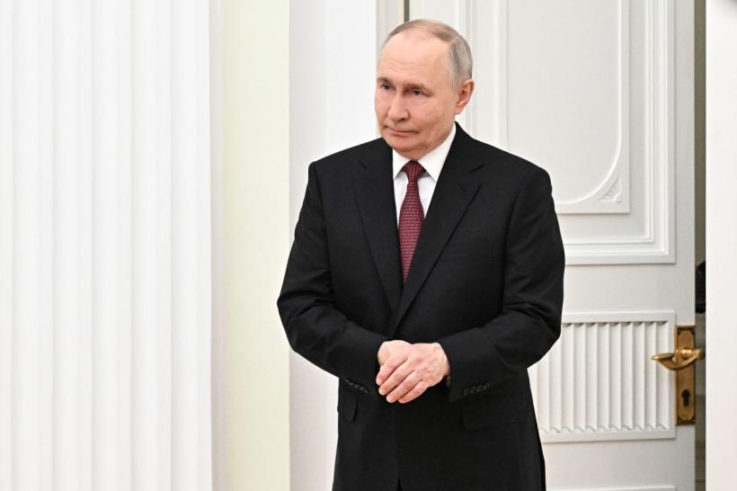 Rusia ocolește sancțiunile occidentului și mută miliarde peste granițe