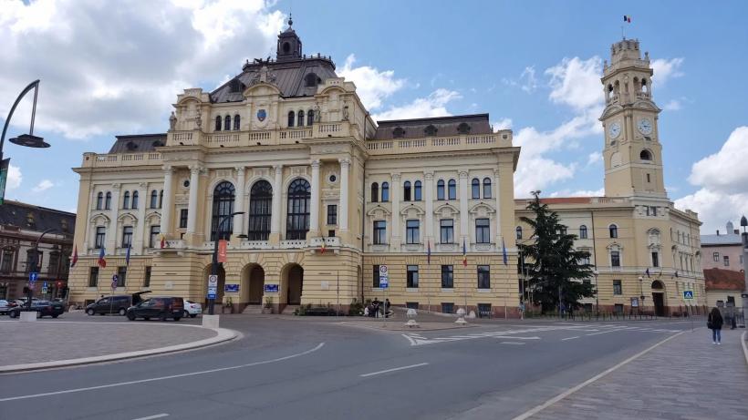 Viața bate filmul! De ce dau din mâini funcționarii din Primăria Oradea 18993657
