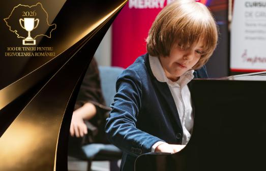 Tânărul pianist care l-a făcut pe Florin Piersic să asculte în tăcere: David Dumitrescu,  la 12 ani, în campania „100 de tineri pentru dezvoltarea României”