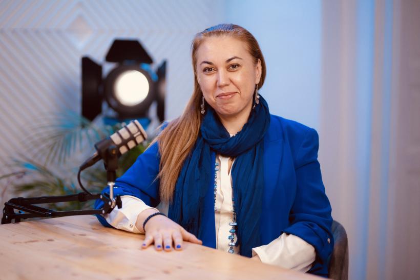 Dialog în filigran cu Cristina Bogdan (sus rima!) 18993854