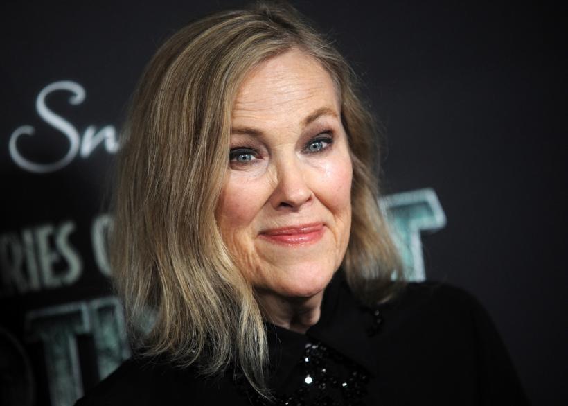 O embolie pulmonară, cauza morții actriței Catherine O'Hara
