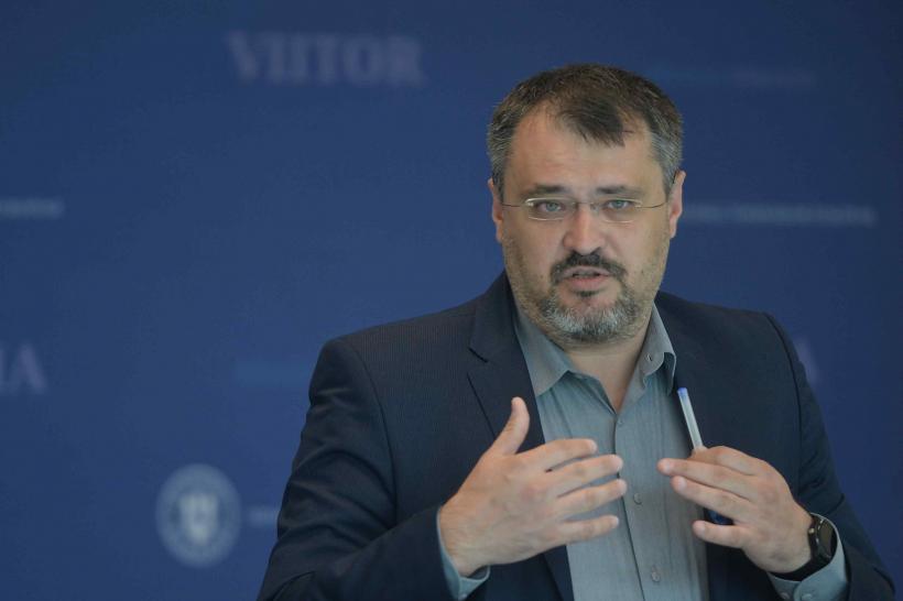 „Tătucul” PNRR îl acuză pe Bolojan că s-a înconjurat de „dronele” sistemului, îndepărtate din USR 18994069