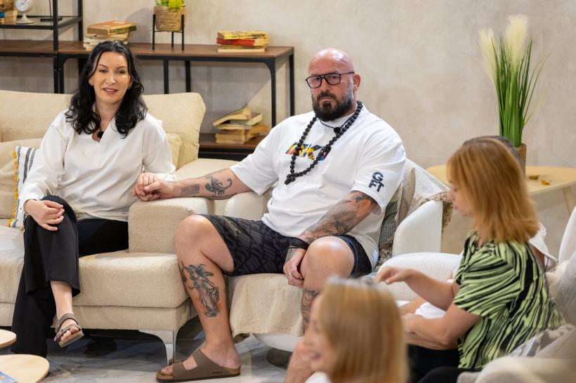 În această seară, la Power Couple, proba de cuplu îi va purta... în al șaptelea cer! Emisiunea rămâne lider de audiență! 18994175