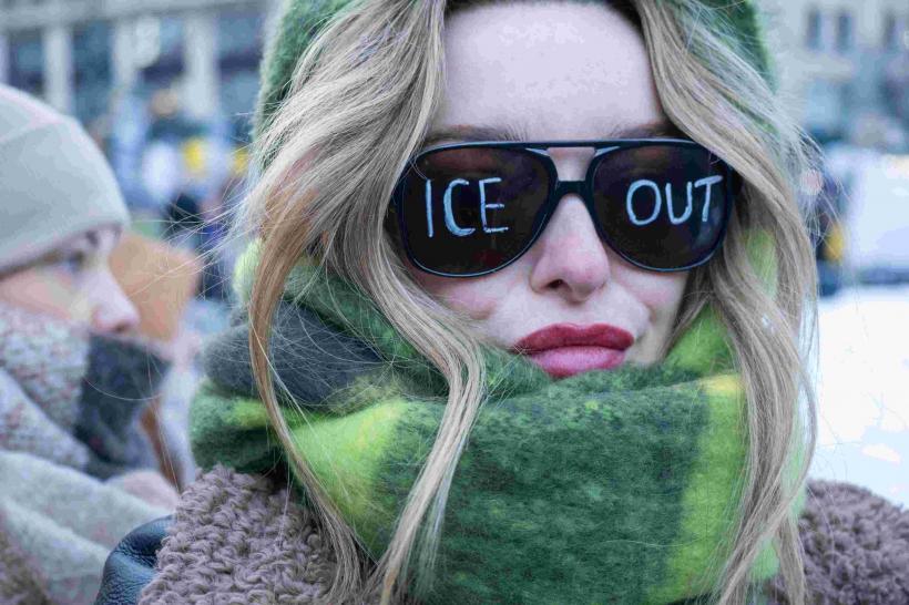 Abuzuri, violență și corupție în ICE. Ce se întâmplă când forța cultivată de Trump își face de cap