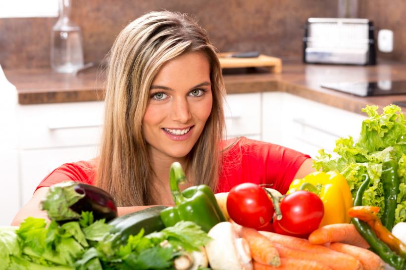 Dieta Veganuary: Ce trebuie să știi înainte să renunți la produsele animale