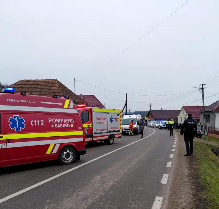 Accident rutier în Sânmărghita, Cluj. Cinci persoane rănite, inclusiv doi copii
