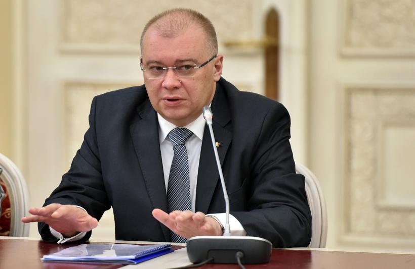 Nicușor Dan a rechemat în țară un ambasador cu un trecut controversat