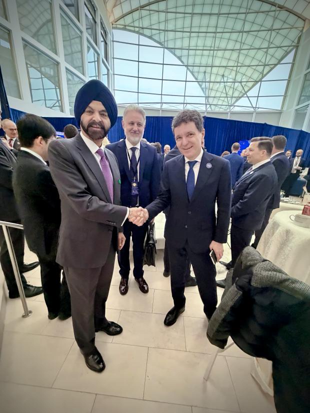 Gafa lui Donald Trump la inaugurarea Consiliului pentru Pace: Nicușor Dan, numit „prim-ministrul României” 18995451