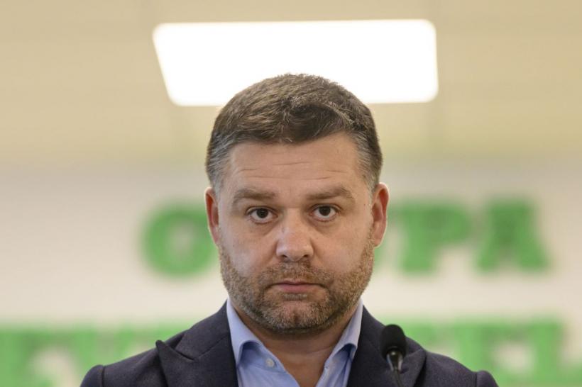 Ciprian Ciucu, despre locuințele de stat: "Cine a avut pile, relații, cunoștințe a primit cu prioritate"