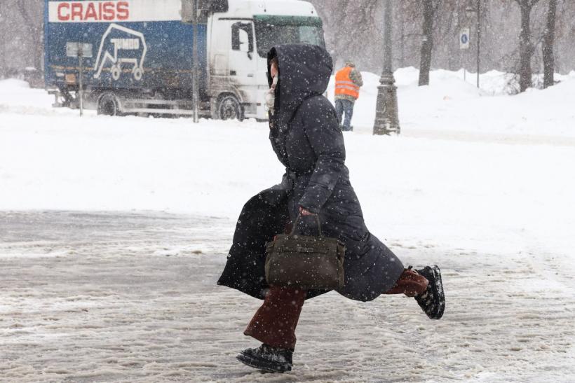 Horoscop zilnic 23 februarie 2026: Zi decisivă pentru carieră, iubire și bani. Previziuni complete