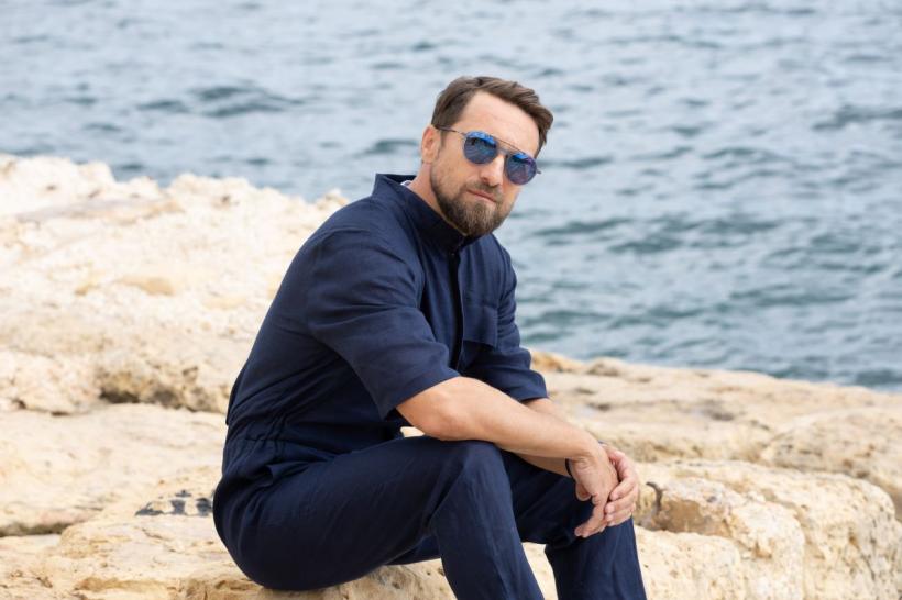 În această seară, la Power Couple, revin în vilă cuplurile eliminate pe parcursul competiției cu surprize pentru cei rămași în show! 18995960