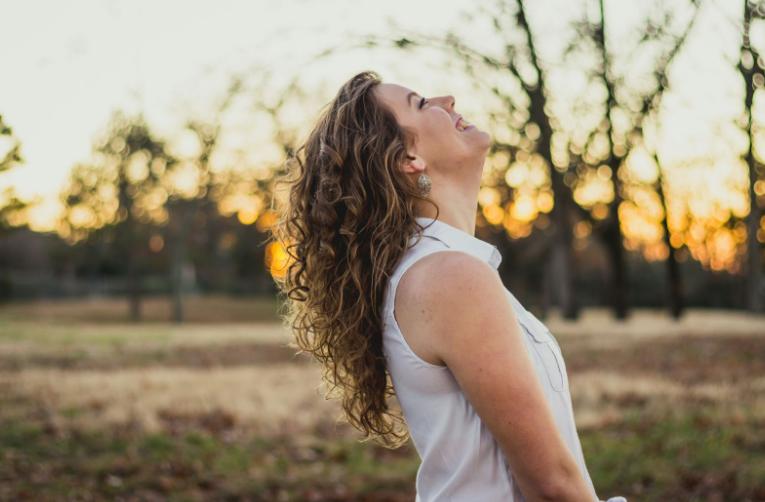 5 motive pentru care să folosești balsam de păr