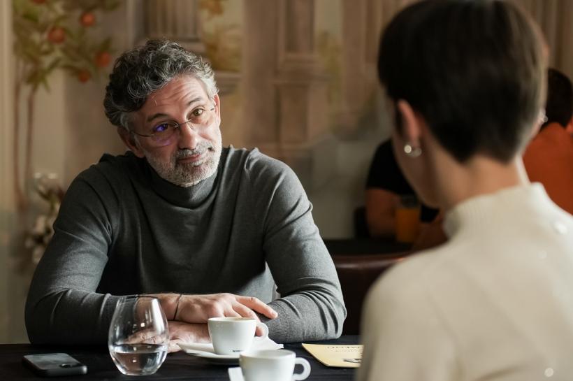 Serialul original Ana, Mi-ai fost scrisă în ADN, de la Antena 1, vândut internațional în Slovenia și Ungaria. „Suntem onorați că povestea noastră merge mai departe în lume!” 18996664