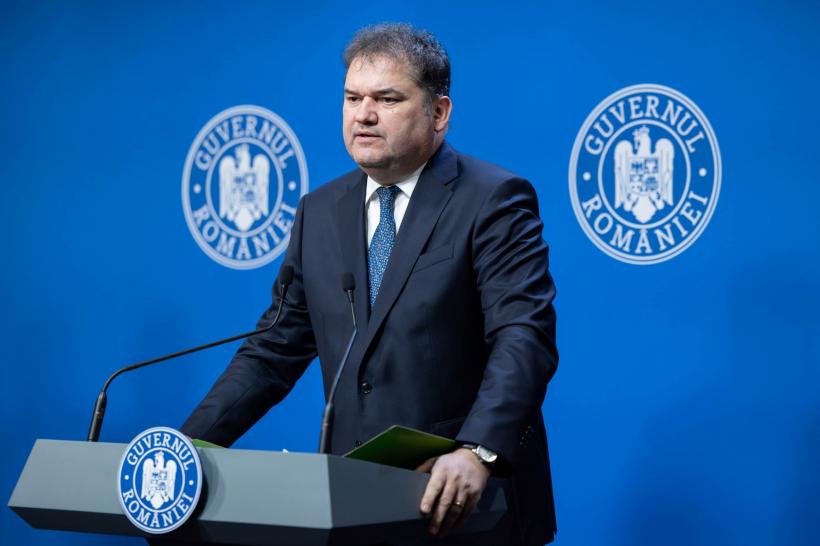 Șmecheria premierului cu OUG-ul „reformării” administrației publice. Măsurile „grele” pot fi atacate doar de Avocatul USR al Poporului 18996468