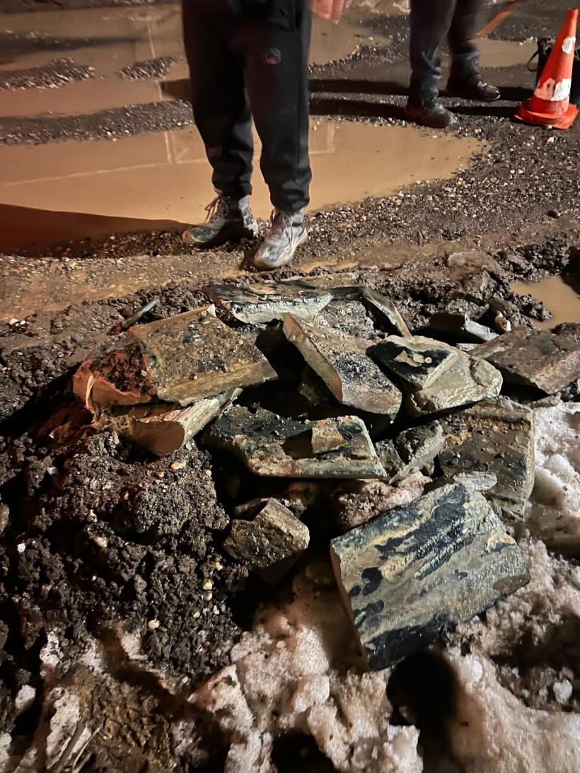 Canalizarea, coșul de gunoi al românilor. Ce au putut să scoată din rețeaua publică echipele de intervenție din Ilfov