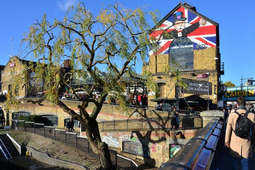 Limba româna ar putea deveni materie de examen în Marea Britanie. Campanie națională susținută de politicieni și profesori 